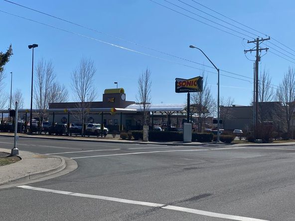 2036 NW Canal Blvd, Redmond, OR 97756